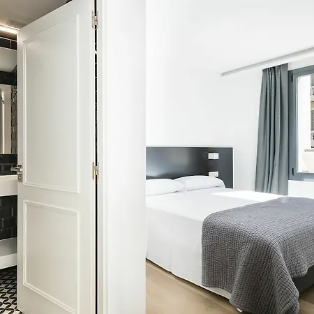 Apartahotel Murmuri Mercader 4*