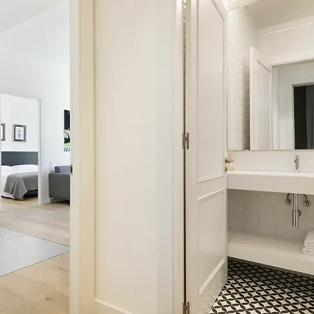 Murmuri Mercader Apartahotel