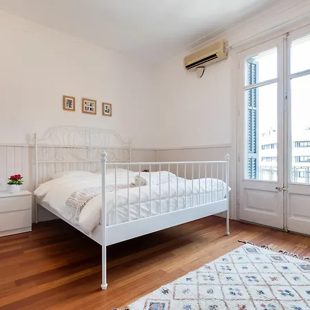 Stunning 4br In Sagrada Familia * Barcelona