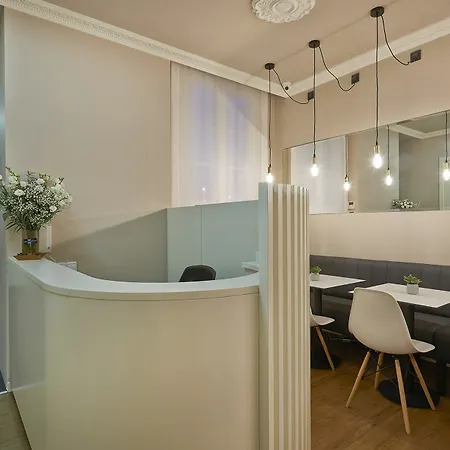 Hostal Central Barcelona Maison d'hôtes 2*