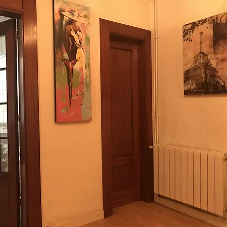 Fira Apartment Barcelona