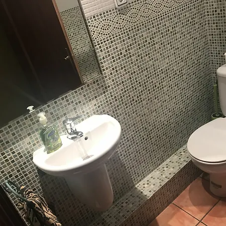 Fira Apartment