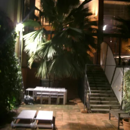 Apartment Center Private Zen House With Pool, Garden