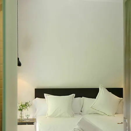 Πανσιόν Som Nit Triomf 3*