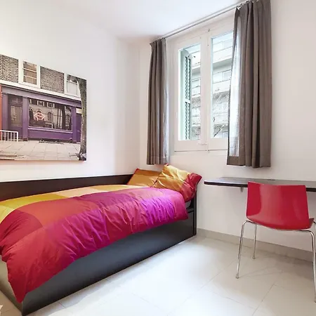 Key Sagrada Familia / Sicilia 348 Apartment *