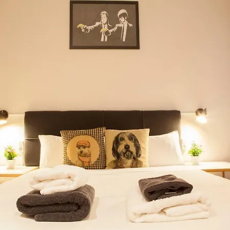 Wow Hostel *