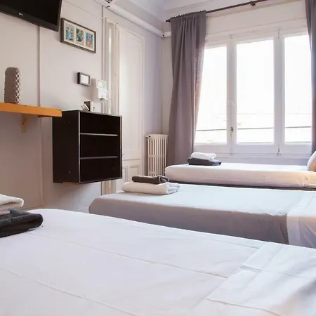 Wow Hostel