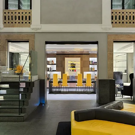 Hotel H10 Urquinaona Plaza (adults Only) 4*