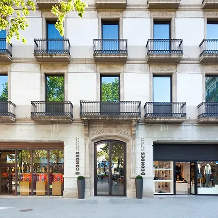 Condes De Hotel 4*