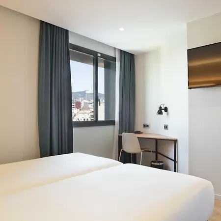 Hotel Brick 2*