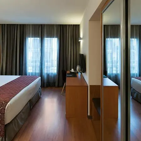 Hotel Catalonia Gracia 4*