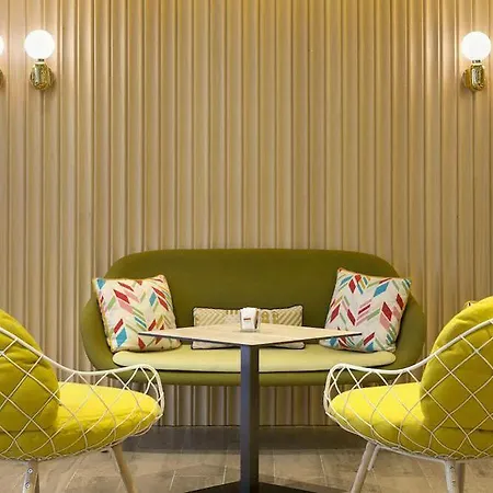 Citadines Ramblas 3* Барселона