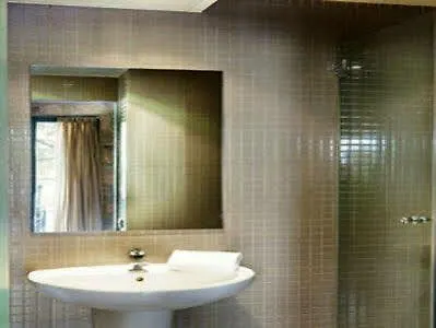 Allada 3* Aparthotel Barcelona