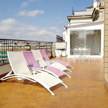 Bizflats Batik Penthouse Pedralbes Apartment