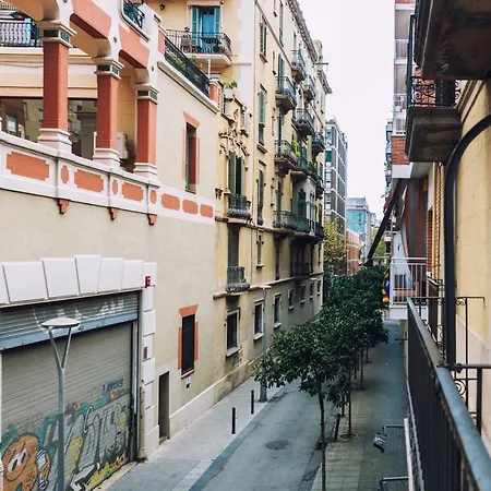 Brummell Eixample Izquierda/valeris * Barcelona