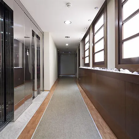 Acta Atrium Palace 4* Барселона