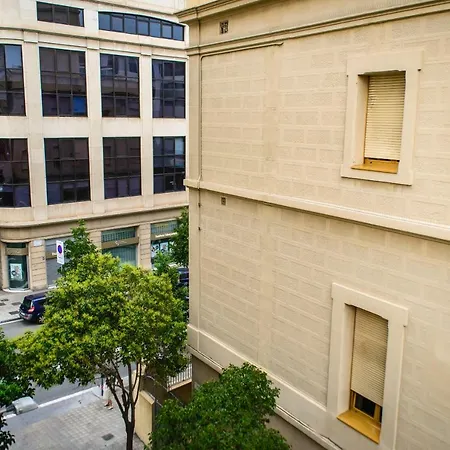 Centrico Con Terraza Apartment Barcelona