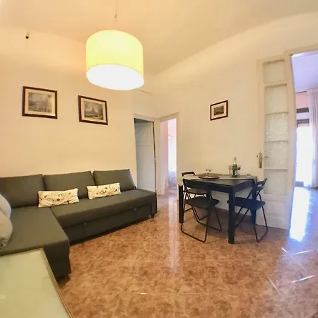 Plaza Espana Apartman