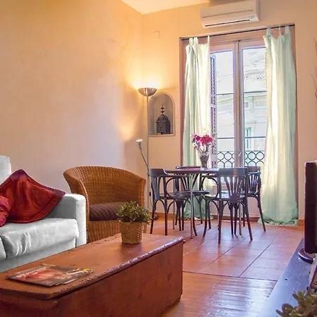 Apartament Gaudi 2 *