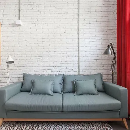 Stylish With Terrace For Couple Or Family Апартаменты *