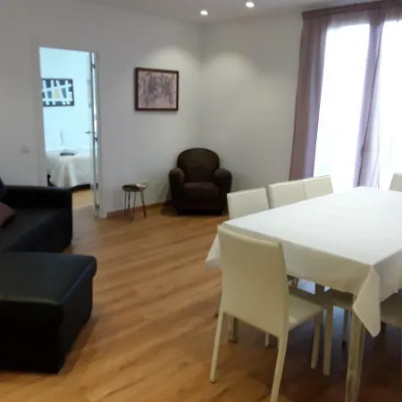 Apartment Autentic Monumental *