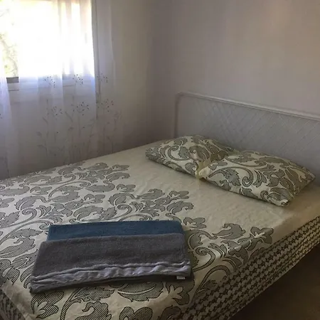 Alquiler De Guest house