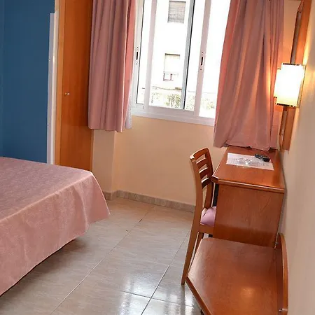 Cortes Rambla Hotel 3*