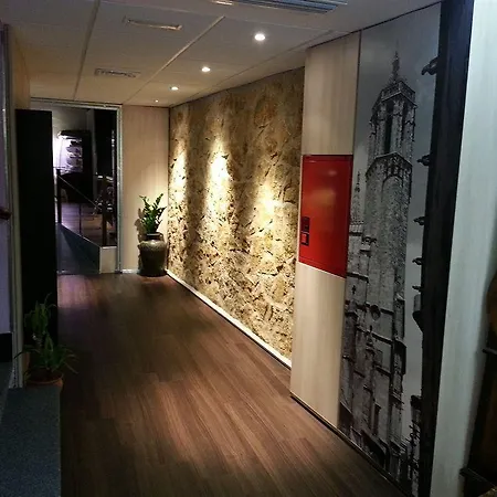 Cortes Rambla Hotel 3*