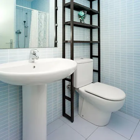 Amplio Con Terraza En Zona Muy Tranquila Apartamento Esplugues de Llobregat
