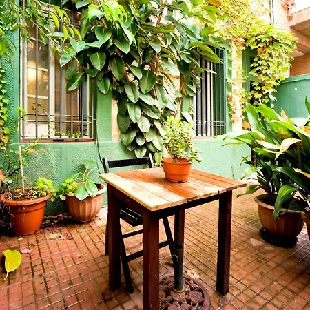 Amplio Con Terraza En Zona Muy Tranquila *