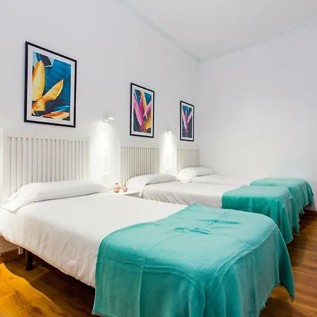 Friendly Rocafort Eixample Барселона