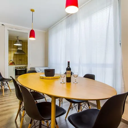 Friendly Rocafort Eixample Апартаменты Барселона