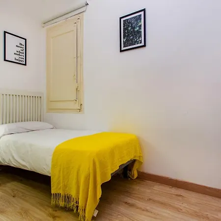 Friendly Rocafort Eixample * Барселона
