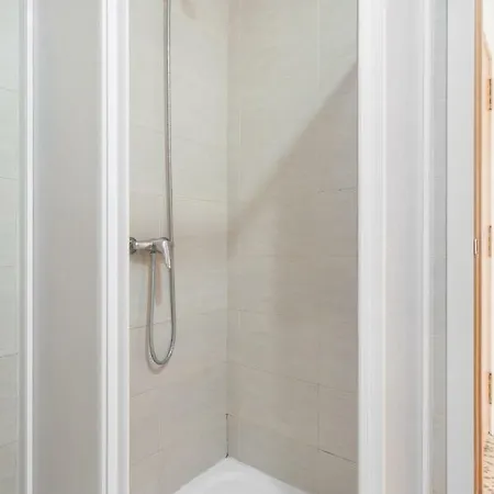 Flateli Rossello Apartment Barcelona