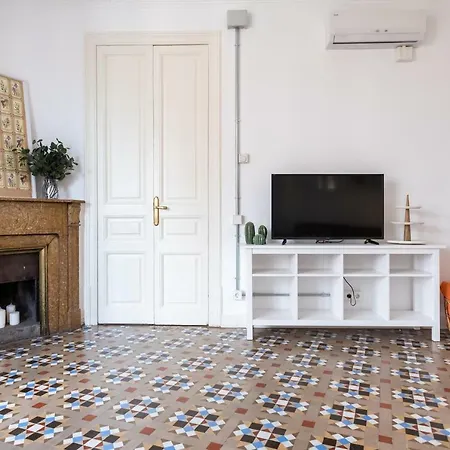 Apartment B32-sunny And Modernist For Groups In Center *