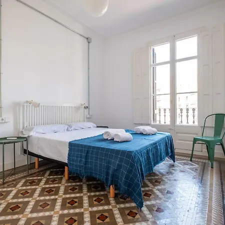 B32-sunny And Modernist For Groups In Center Apartment Barcelona