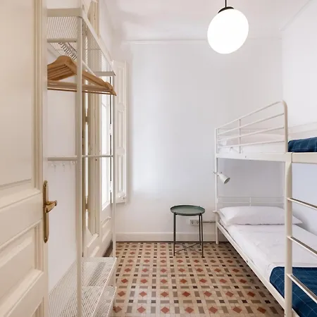 B32-sunny And Modernist For Groups In Center Apartment Barcelona