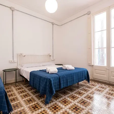 B32-sunny And Modernist For Groups In Center * Barcelona
