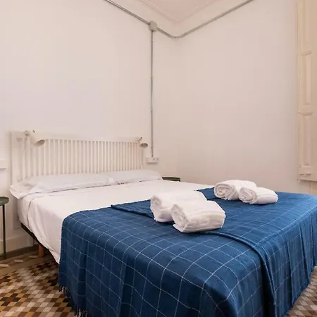 B32-sunny And Modernist For Groups In Center Appartement Barcelona