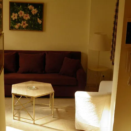 St. Jordi Comtal Apartamento *