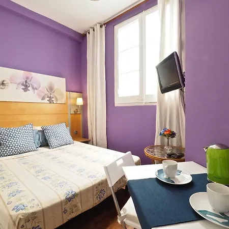 Casa Maria Homestay Barcelona