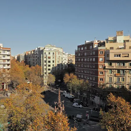 Sagrada Familia - Sant Pau Барселона