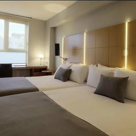 Hotel Evenia Rossello 4*