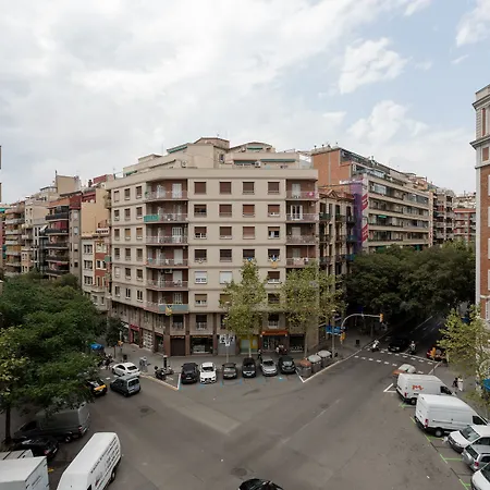 Sagrada Familia - Gaudi Apartment Barcelona