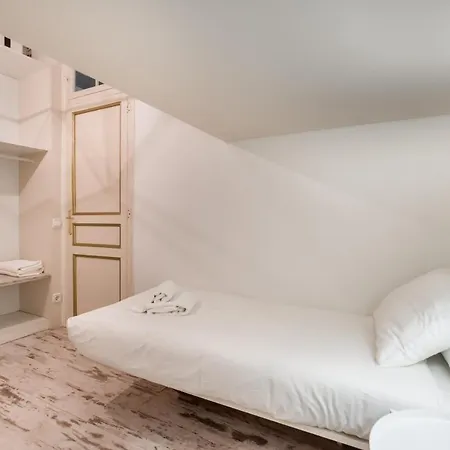 Eg21- Modernist And Elegant In Bcn Center Apartment *