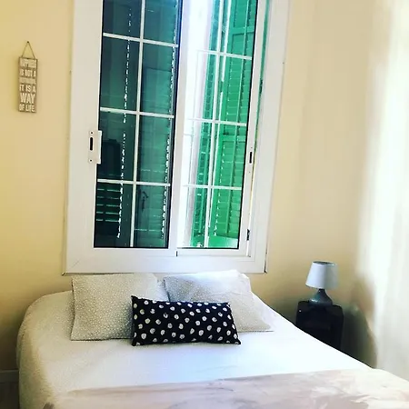 Homestay Green Door Gracia *