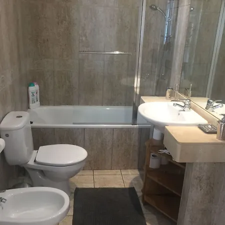 Vacasa L'illa Diagonal Apartamento *