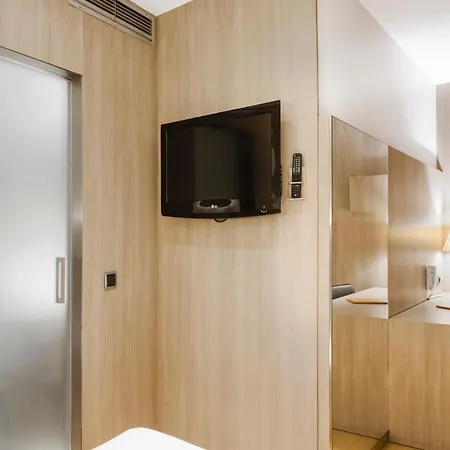 Hotel Lleo