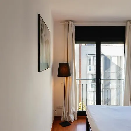 L'arago By The Streets Apartamento *