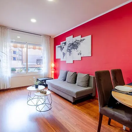 Three Bedroom In Sants Lägenhet
